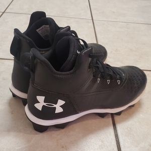 Under Armour Men's Mid Hammer Cleats